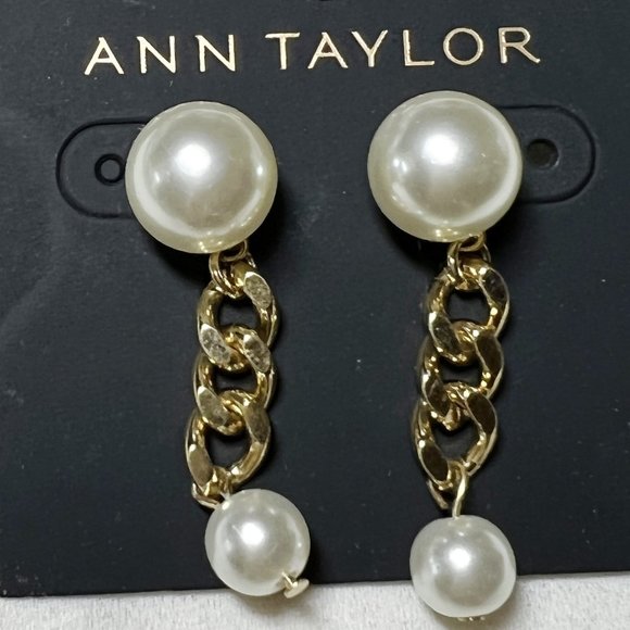 Ann Taylor faux Pearl, gold chain earrings, NWT, timeless style - Picture 1 of 5